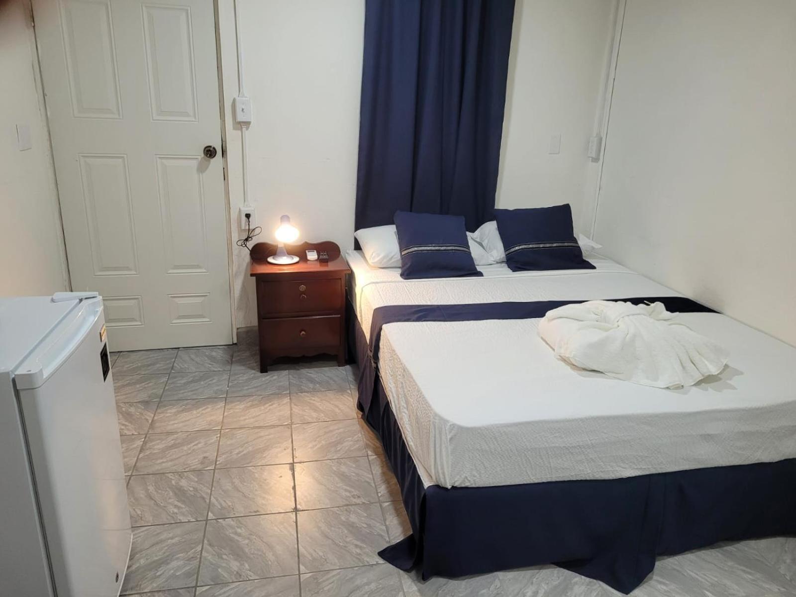 Saint Charles Inn, Belize Central America ปุนตากอร์ดา ภายนอก รูปภาพ